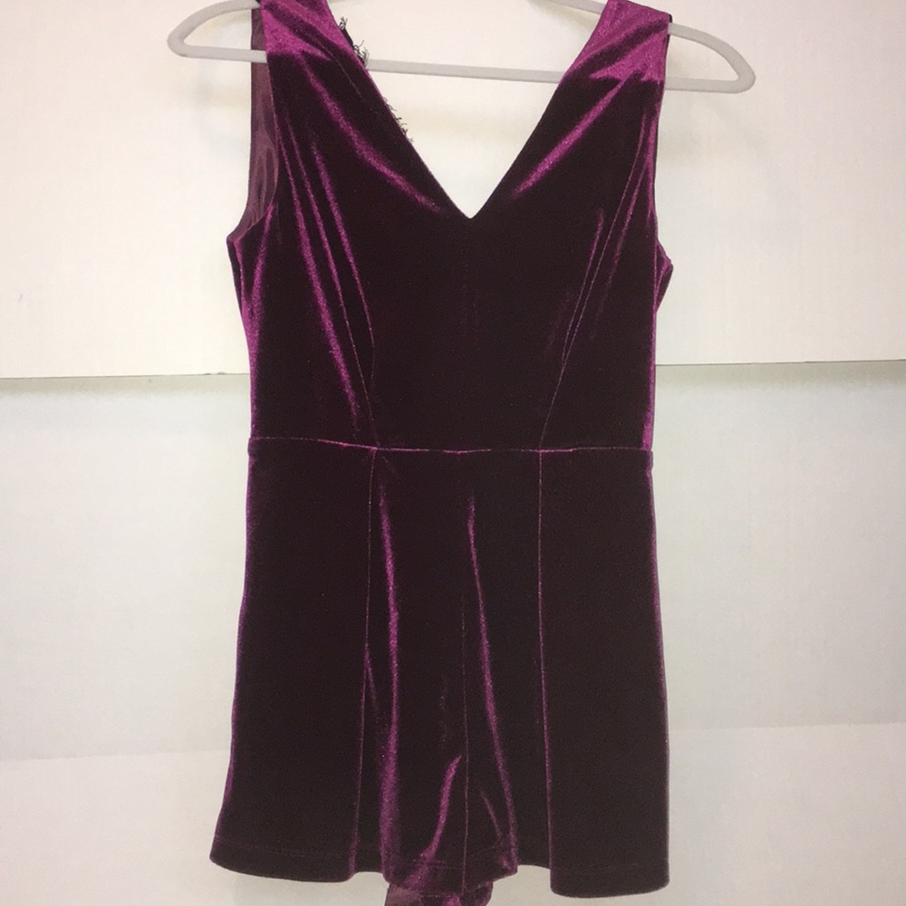 Topshop Petite Velvet Burgundy Romper, US Size 4